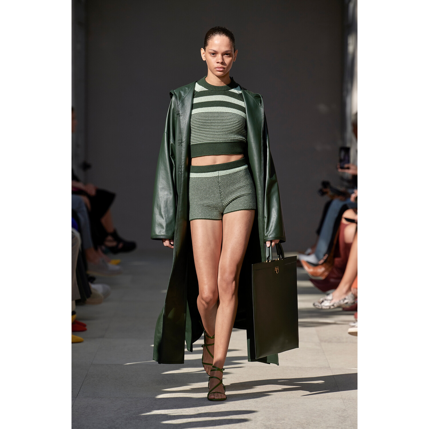 Фото Salvatore Ferragamo Spring 2020 / Salvatore Ferragamo весна-лето 2020 / Неделя моды: Милан